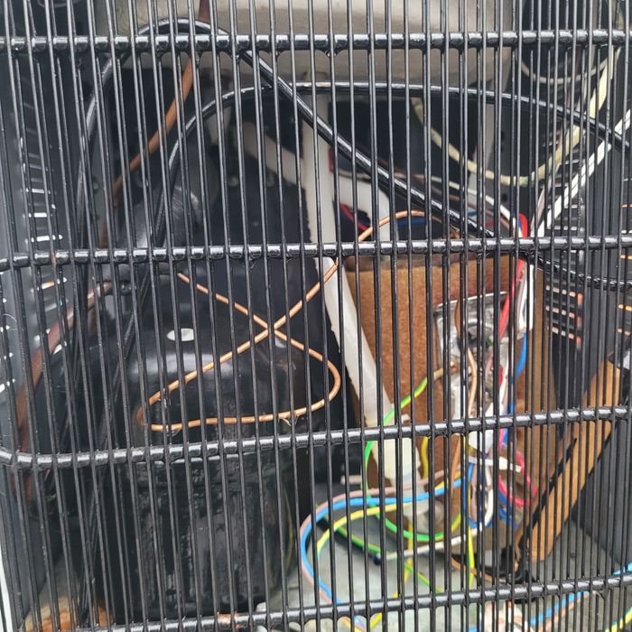 Диспенсър за вода.