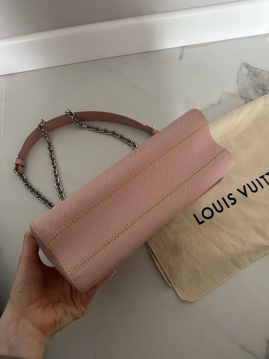 Чанта Louis Vuitton Twist PM