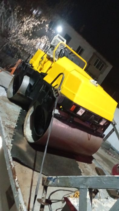 Каток дорожная работа