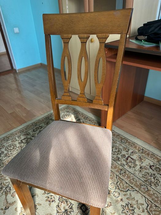 Стулья для гостинной