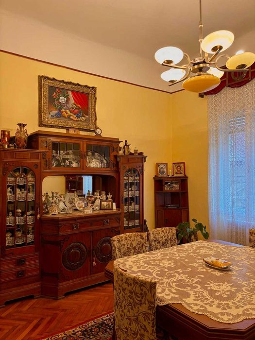 De vânzare: Apartament cu 4 camere direct de la proprietar.