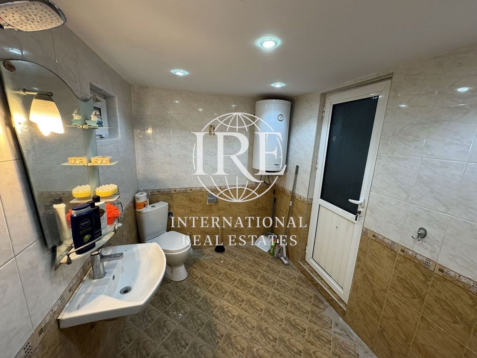 Къща в Варна, област-с.Константиново площ 85 цена 149000 двор 2350 кв