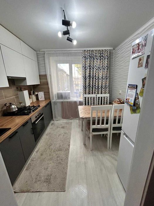 Продается 3 ком квртира район Тюленина