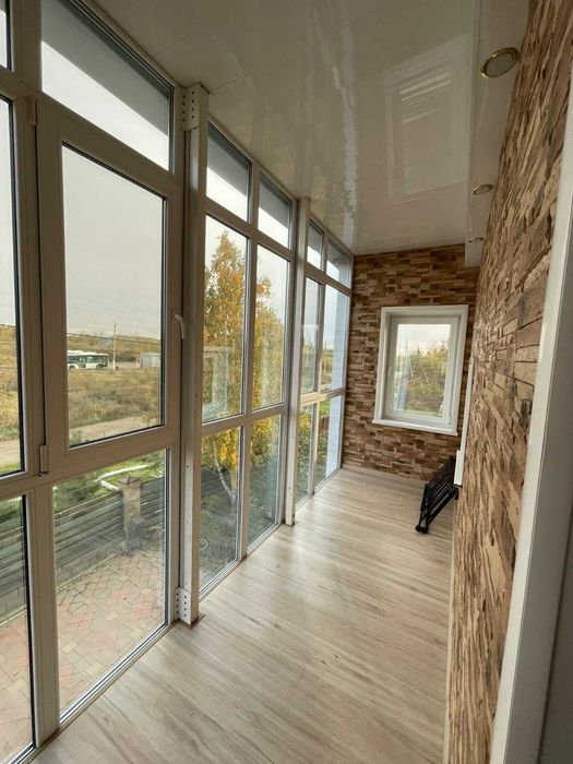 Продается коттедж в солнечном