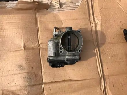 Дросель lexus gs 300 190