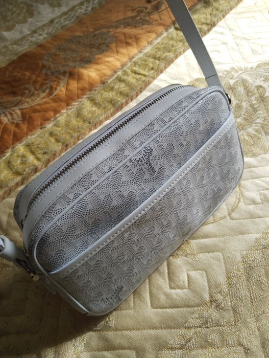 Продам барсетку Goyard