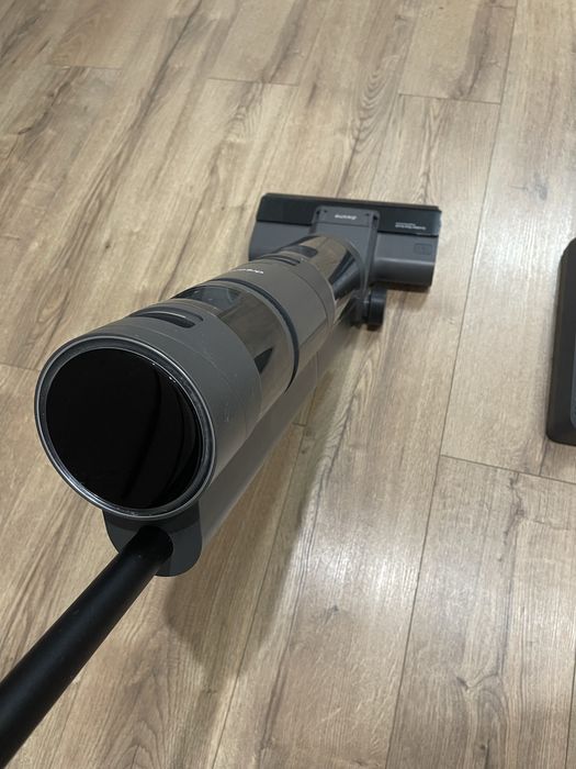 Продам вертикальный пылесос Dreame