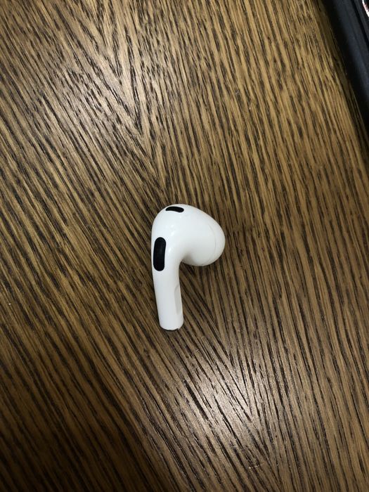 AirPods 3 правый наушник