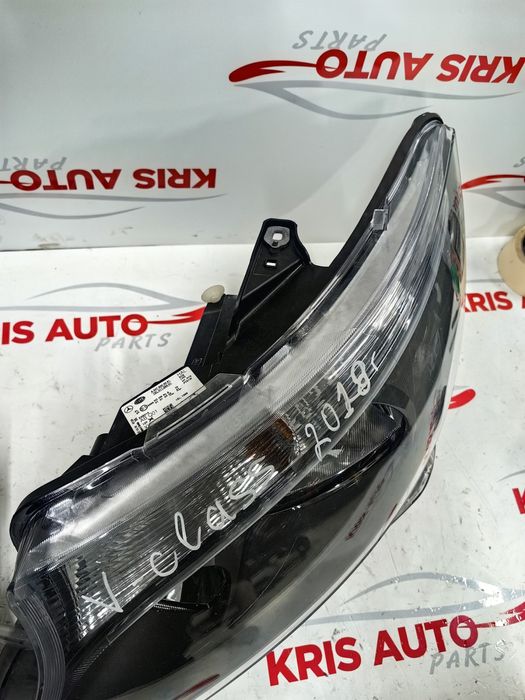 Фар - Фарове за Mercedes V Class 2018г / Мерцедес В Класа 2018г