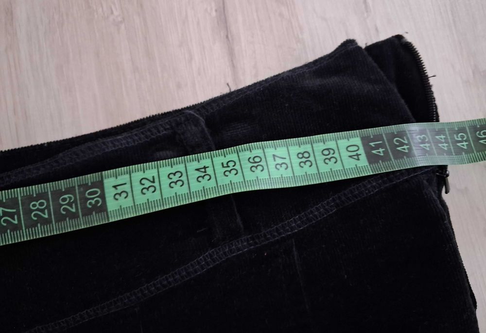Fusta neagra raiat Reserved masura 38