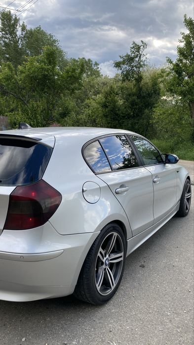 Vand bmw seria 1 120D 163 cai 2006