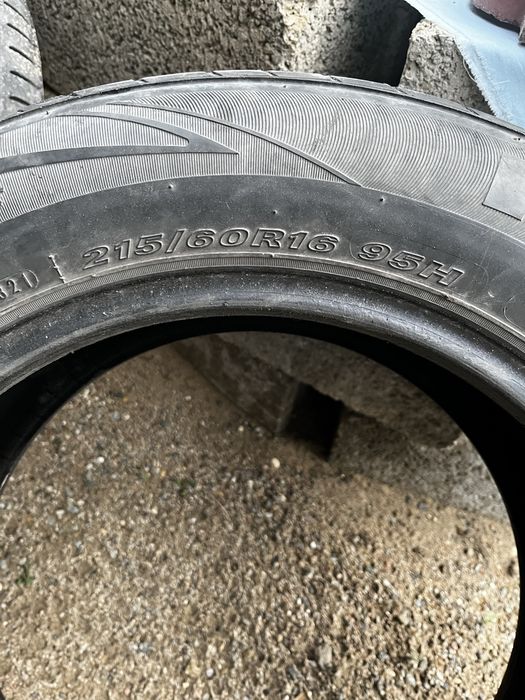 Продам шины 215/60/16