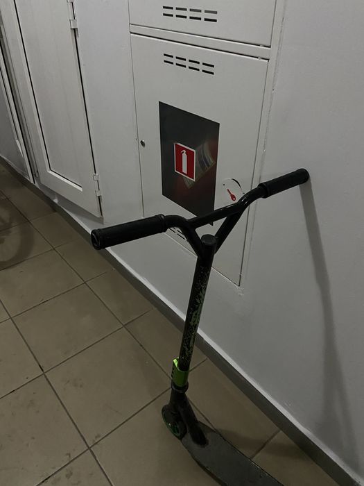 Трюковой самокат