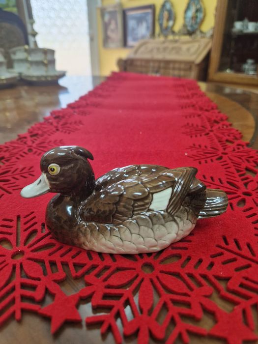 Уникална антикварна немска порцеланова фигура Goebel