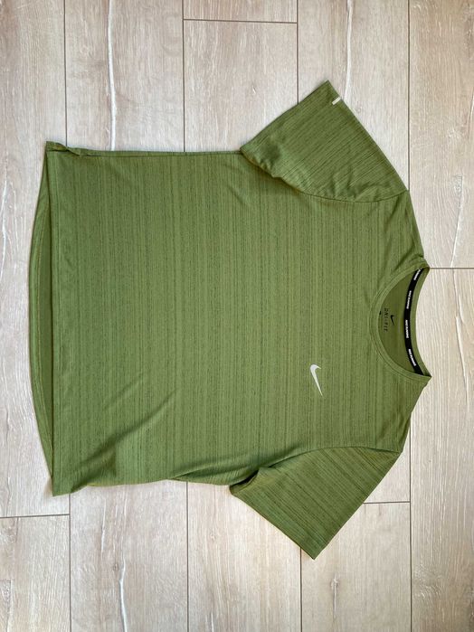 Найк Nike Dri Fit  Miler мъжка тениска размер L