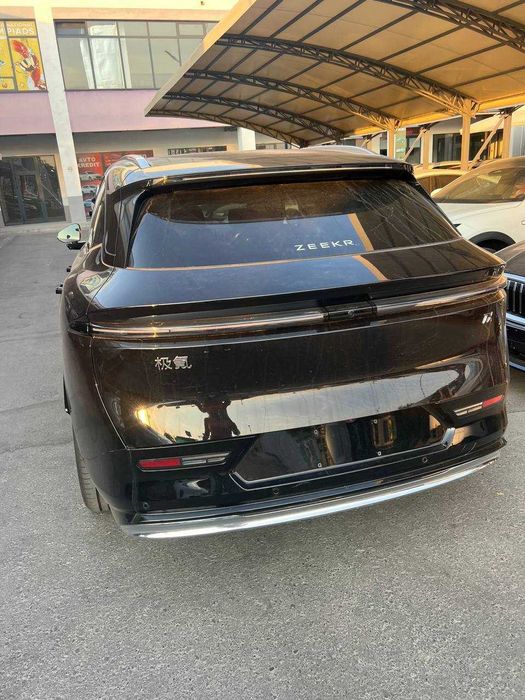 zeekr 7x variantga banksz