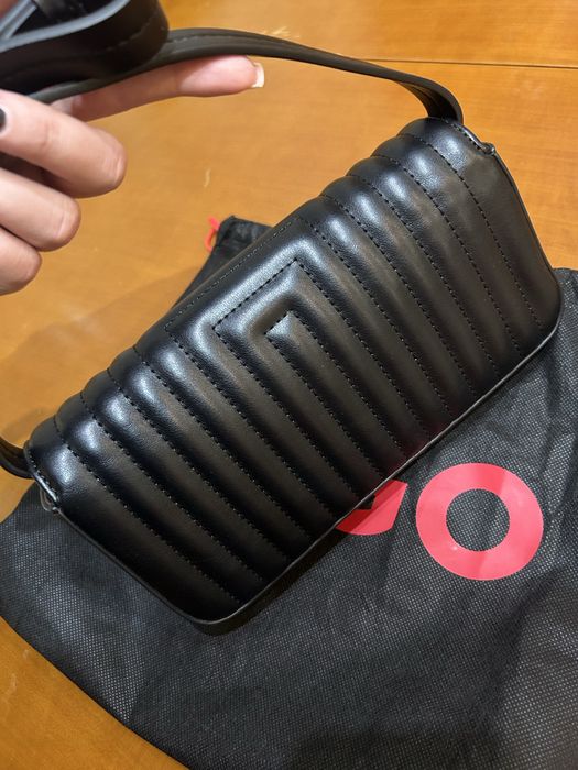 Черна Чанта HUGO