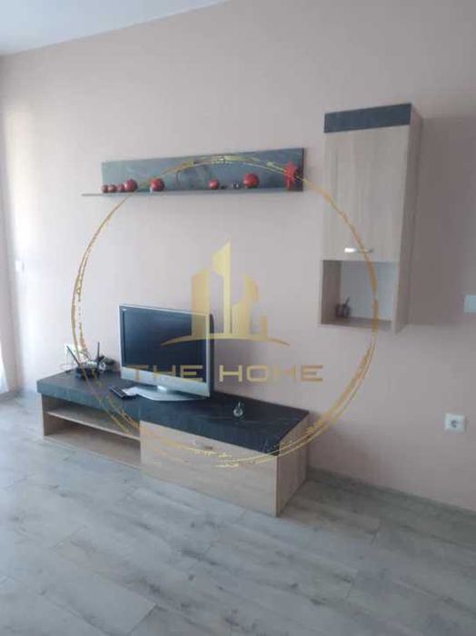 Отлична цена 2 стаен Пчелина