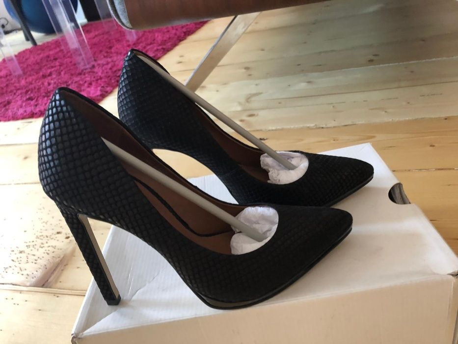 Pantofi ALDO noi eleganti in cutie negri noi marime 37-38