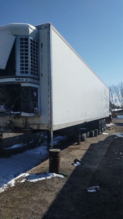Рефрежираторный полуприцеп