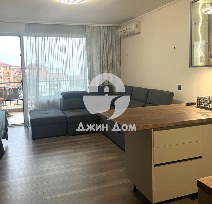 Продава се Тристаен апартамент в Свети Влас - 110 кв.м за 811 €/кв.м - Снимка #2