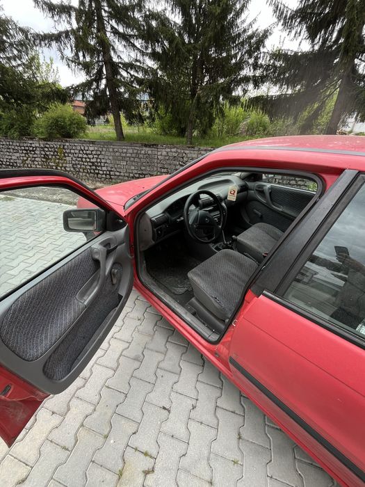 Opel astra 1.4 Бензин
