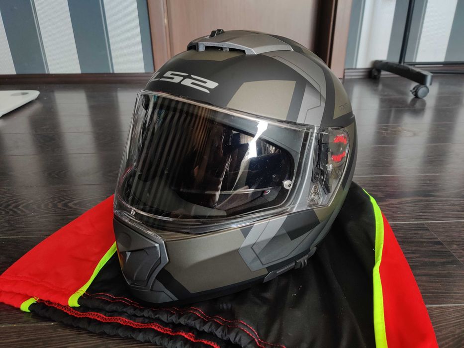Casca moto LS2 Rapid FF353 (ca nouă) + husă originală