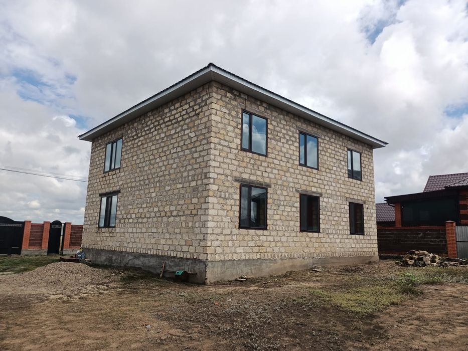 Коттедж сатылады