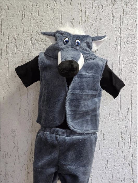 Продам костюм волка