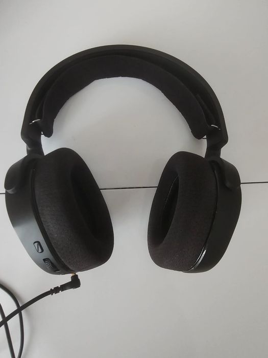 Наушники SteelSeries Arctis 5