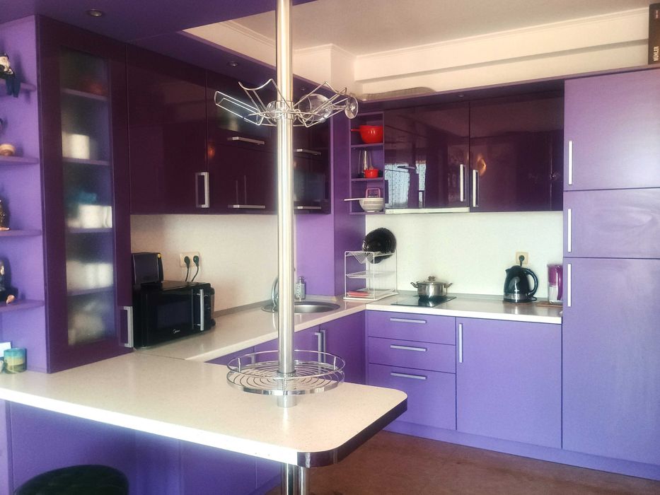 Първа линия на южния плаж на Несебър с  гледка, басейн и паркинг