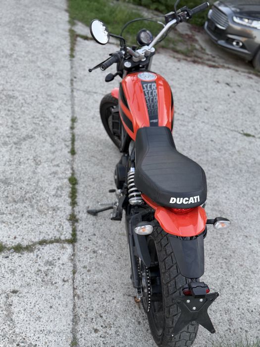 Ducati Scrambler 400