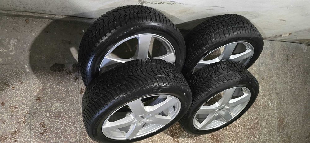 Джанти Alutec 7.5x19 5x114.3 67.1 със зимни гуми Hankook 235/50R19
