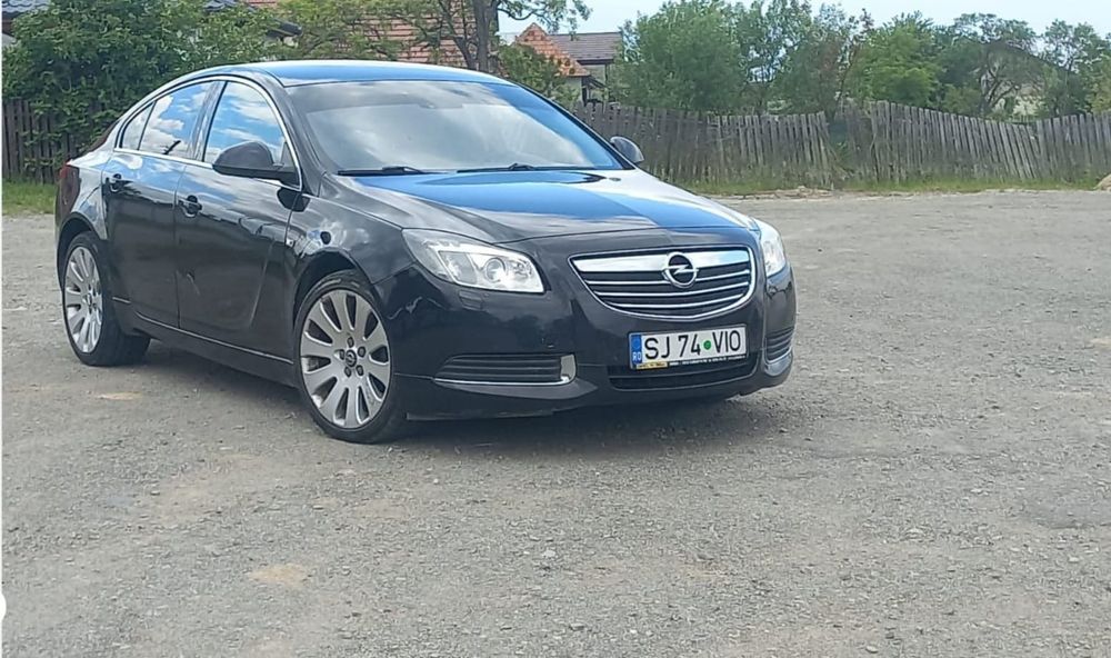 Opel insignia ...2.0 cdti  accept schimb ofer diferentă
