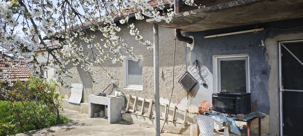 Продава се Къща в с. Окорш, Област Силистра - 100 кв.м за 255 €/кв.м - Снимка #6