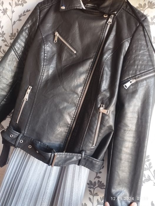 Продам кожаную куртку