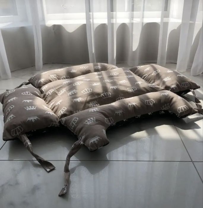 Лежанка для кошки или собаки