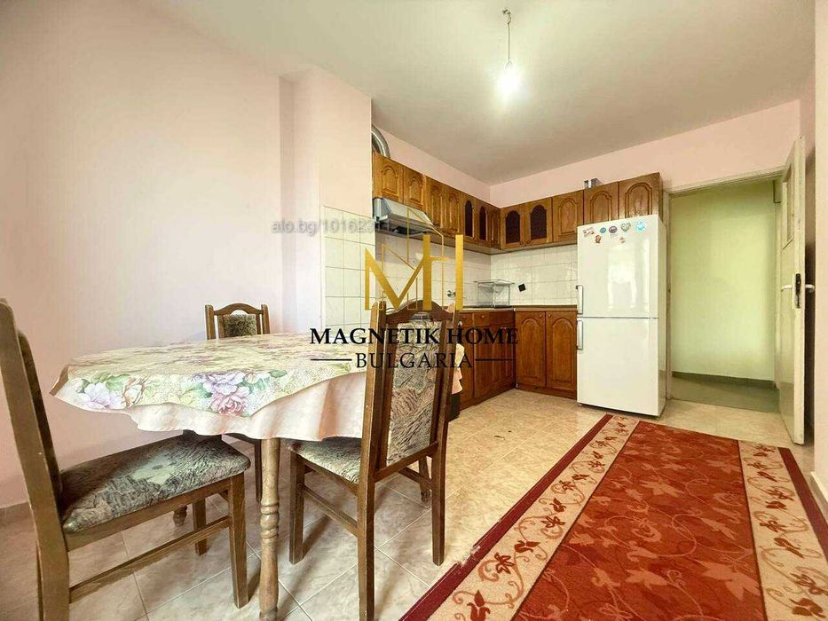 Дава се под наем Тристаен апартамент в Бургас, Лазур - 96 кв.м за 280.5 € - Снимка #4