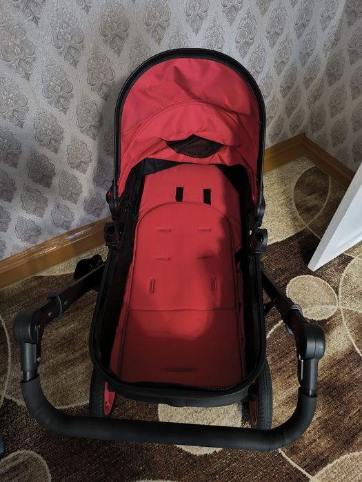 Продам детскую коляску