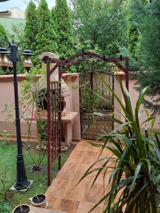 Casa (duplex) de vanzare Pepinieră-Slobozia