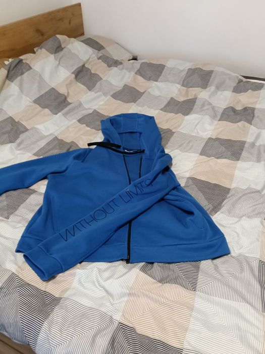 Hanorac dama ,cumpărata din Decatlon
