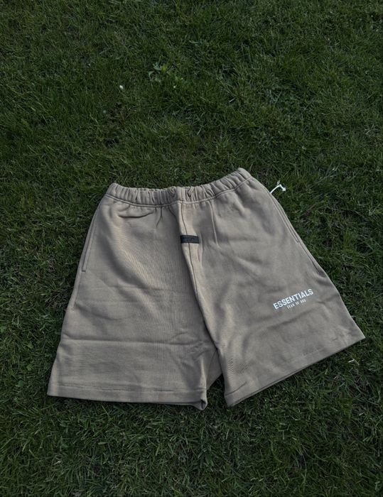 Pantaloni Essentials Scurti •PREMIUM•