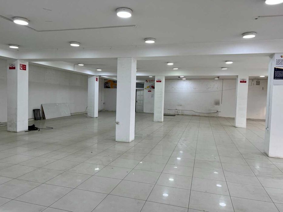 Магазин под "Автосалон"