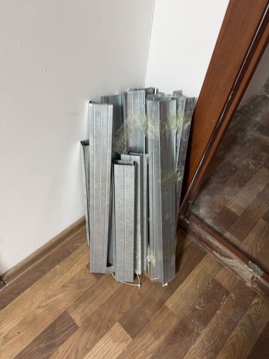 Профиль нарезанный б/у