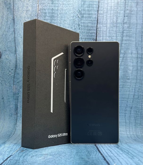Самсунг Samsung S25 Ultra в новом состоянии ,на гарантии
