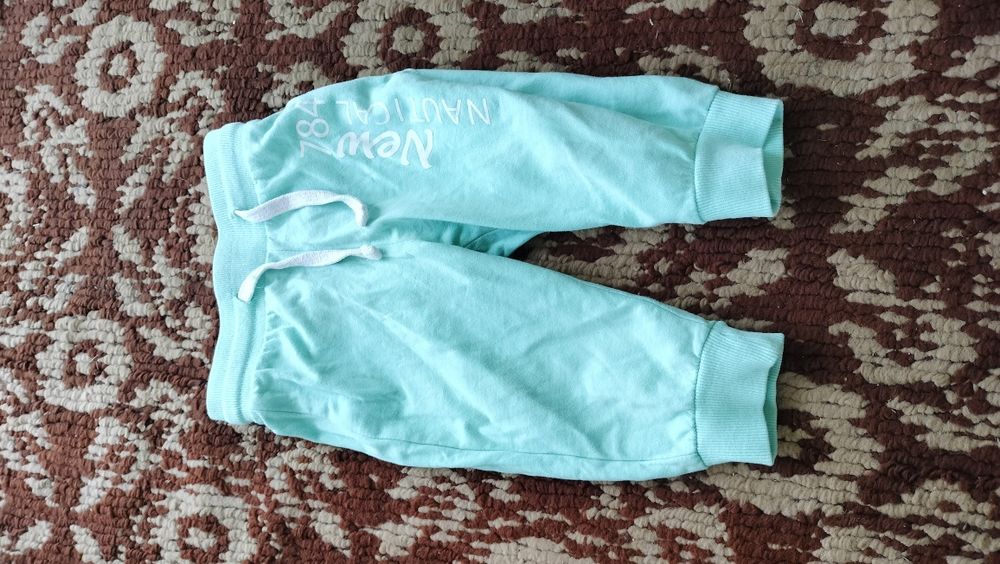 Donez 14 perechi de pantaloni bebe