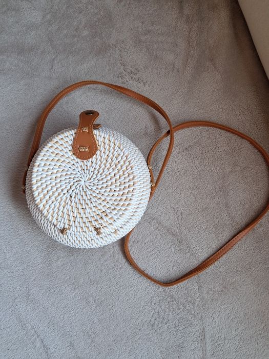 Нова ратанова чанта