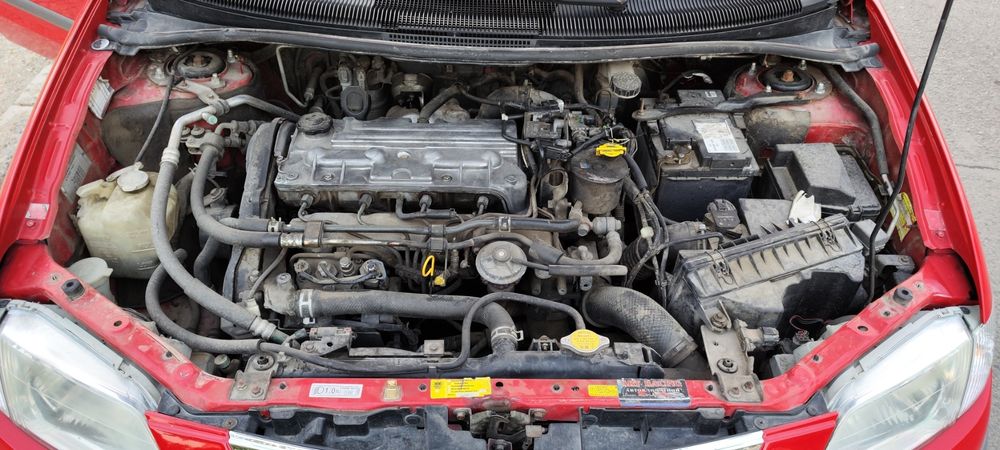 Мазда Примаси На части