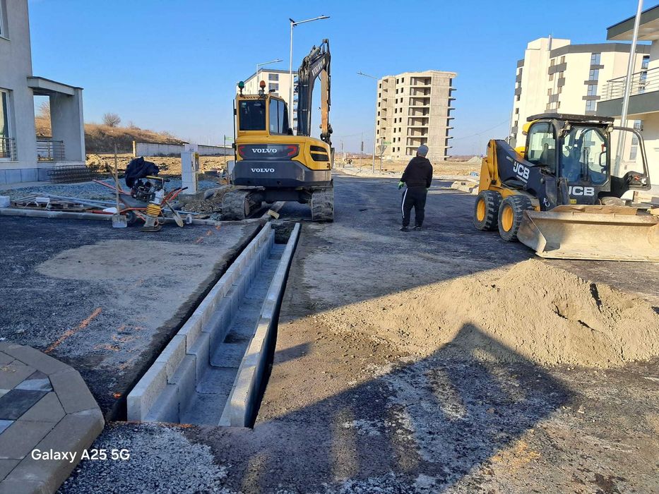 Închirieri utilaje construcții,demolări,drumuri