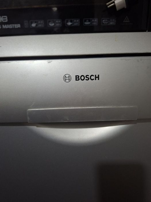 Посудомоечная машина BOSCH